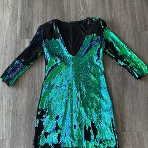 Zara Sequin Mini Dress XS – Mermaid Scale, Plunge Neck, Shoulder Pads, Lined
